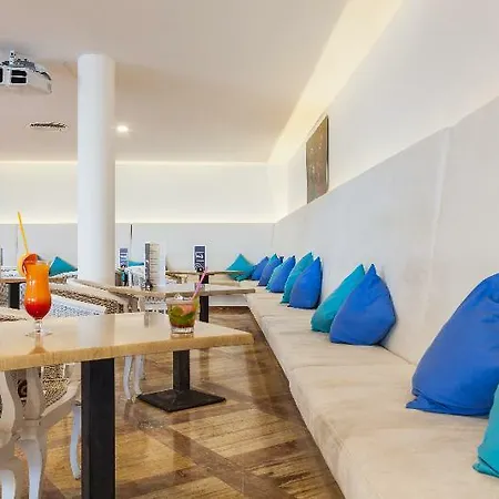 Premium Menorca Binibeca